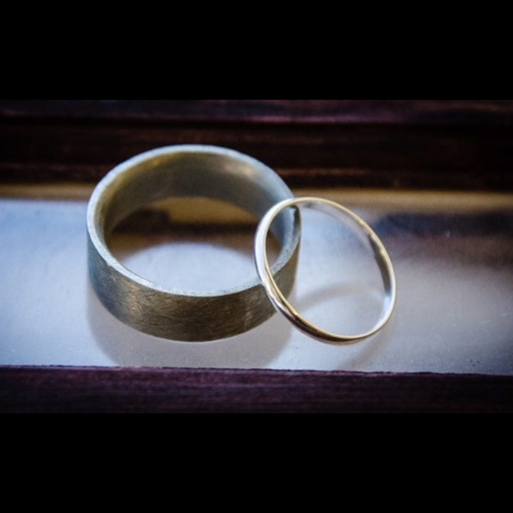 Men’s wedding band